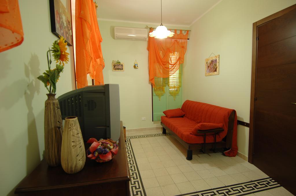 Residence La Casa Di Vittorio Lettomanoppello Номер фото
